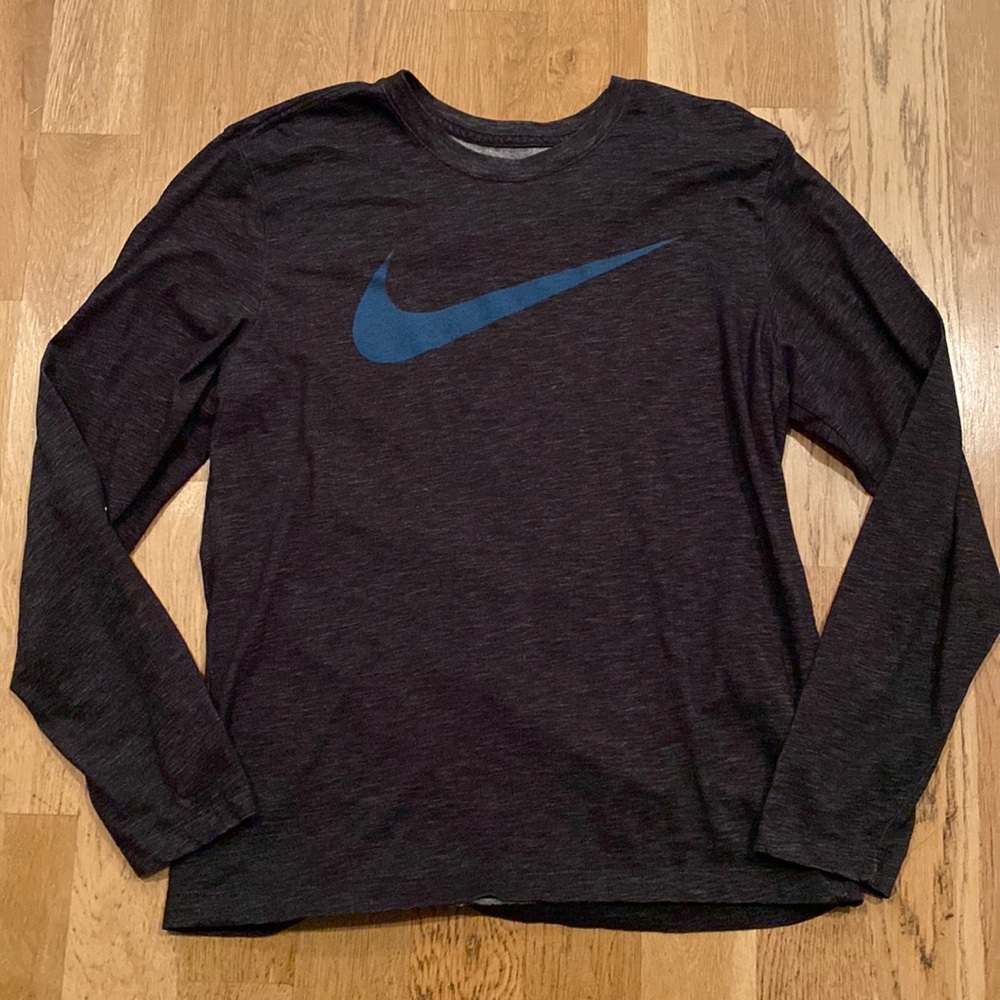 Nike Dri-FIT Men's Long-Sleeve T-Shirt